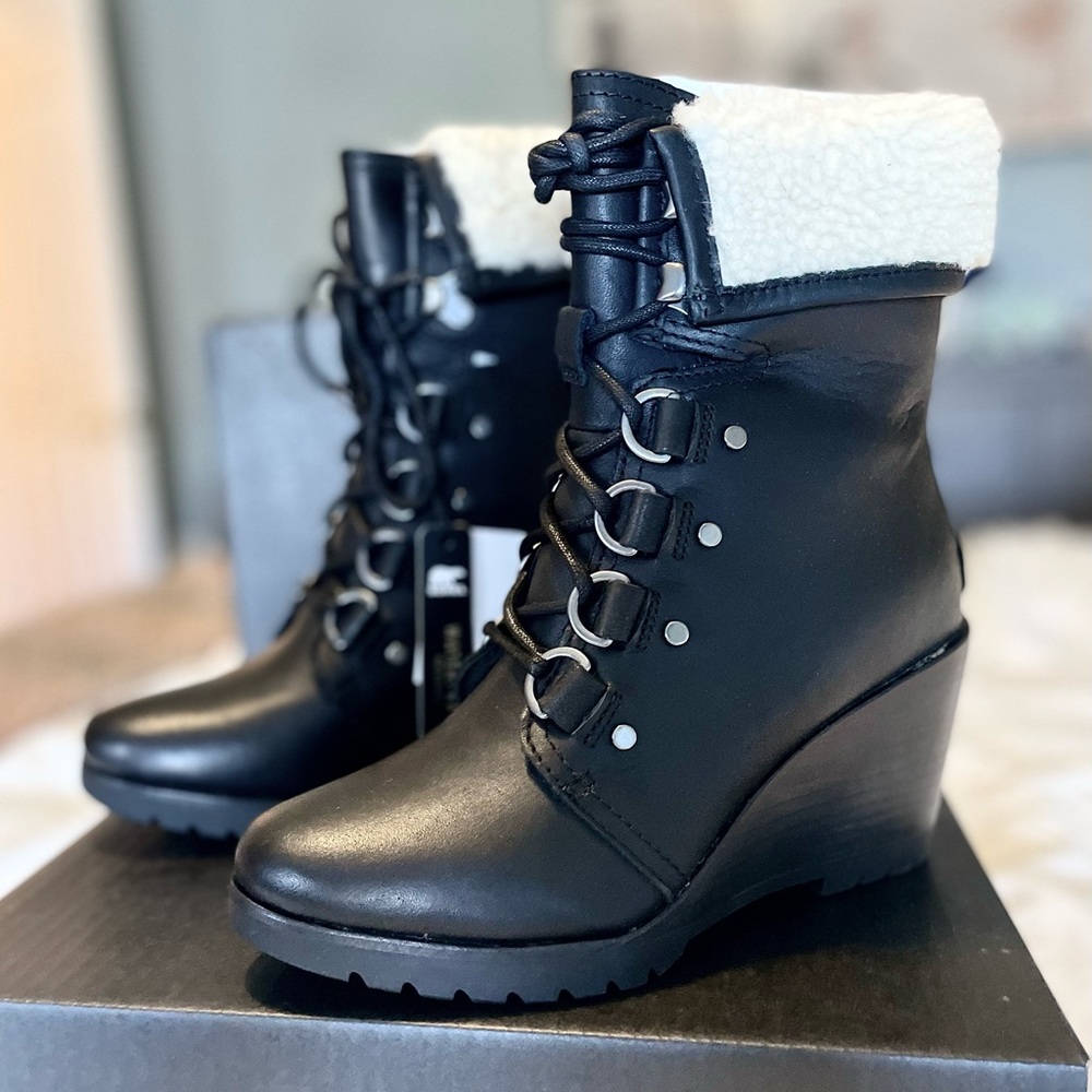 BNIB Sorel Shearling After Hours High Heel Boots